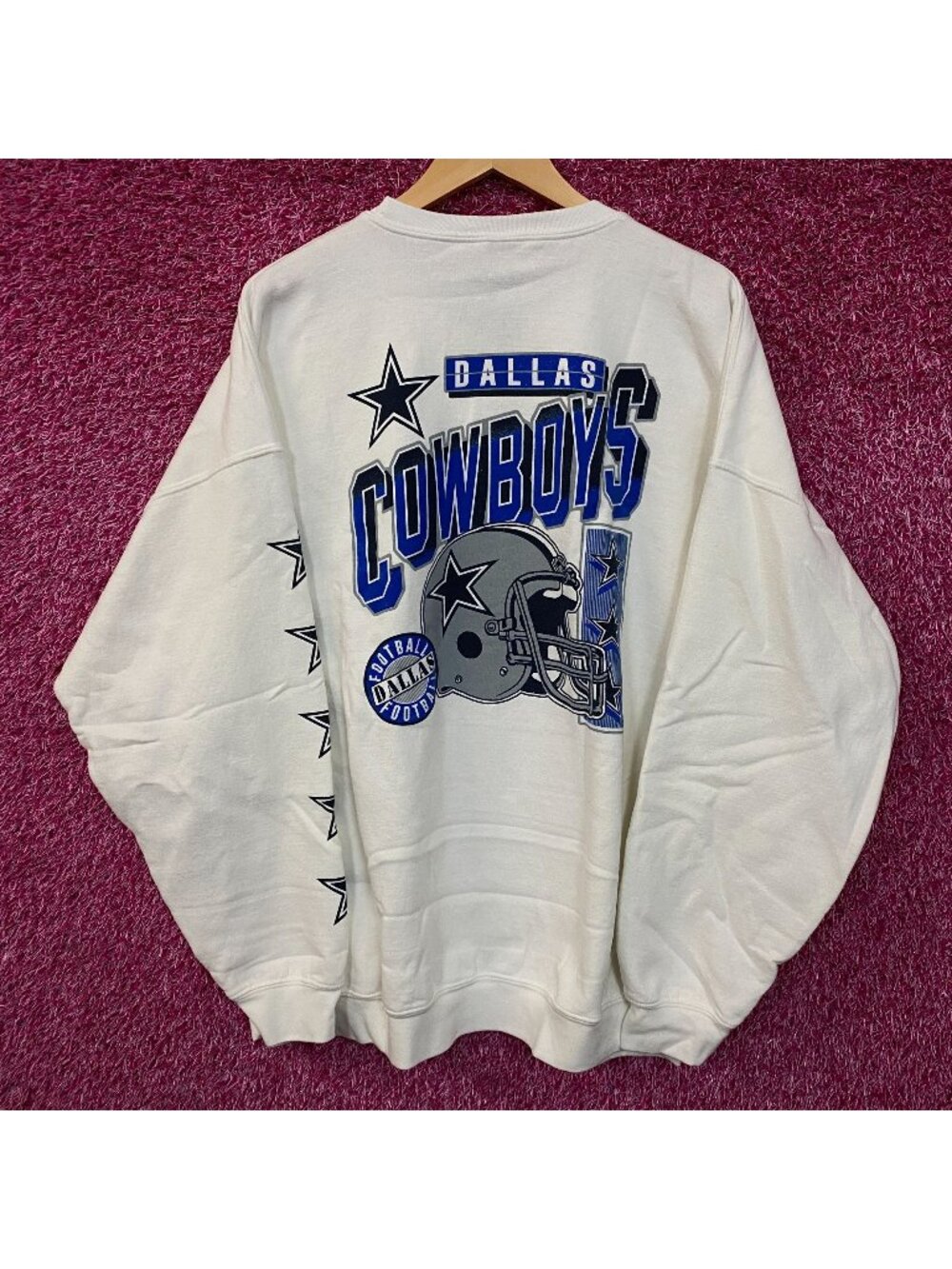 Junk Food Dallas Cowboys Star Sleeve Helmet Logo Crewneck Sweatshirt 2XL